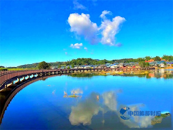 勐海县格朗和乡黑龙潭：秘境之旅，探寻龙之潭